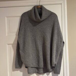 Saks Fifth Avenue Gray Cashmere Turtleneck Sweater